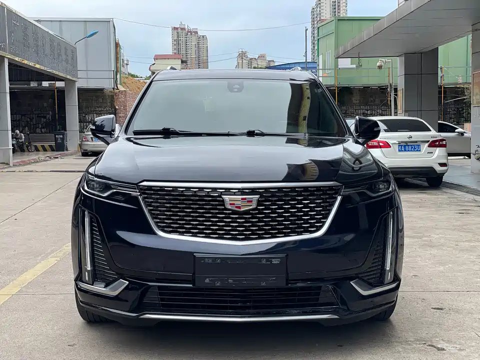 Cadillac XT6