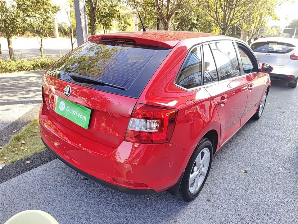 Skoda Xindong