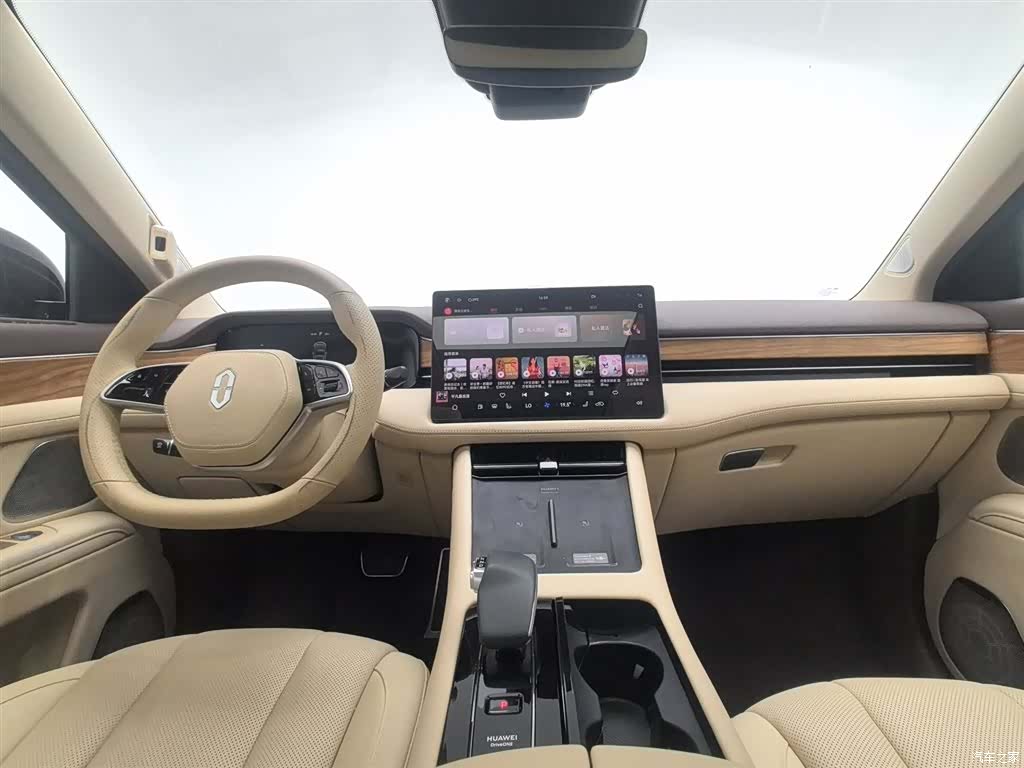 AITO M7, 2024 все фото