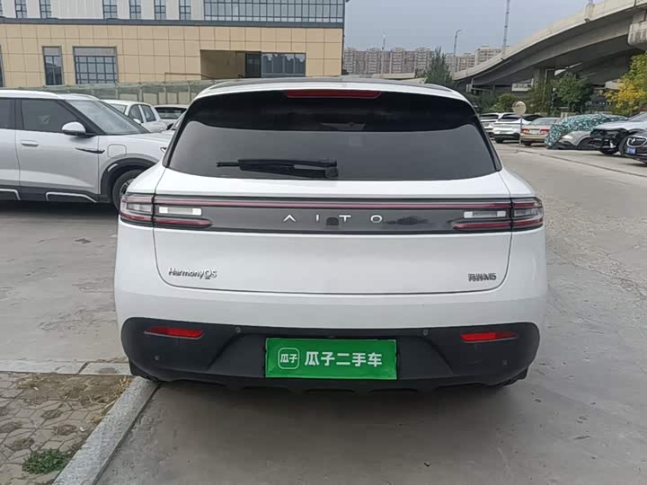 AITO M5 2022 zeng cheng AWD zhi zhen ban