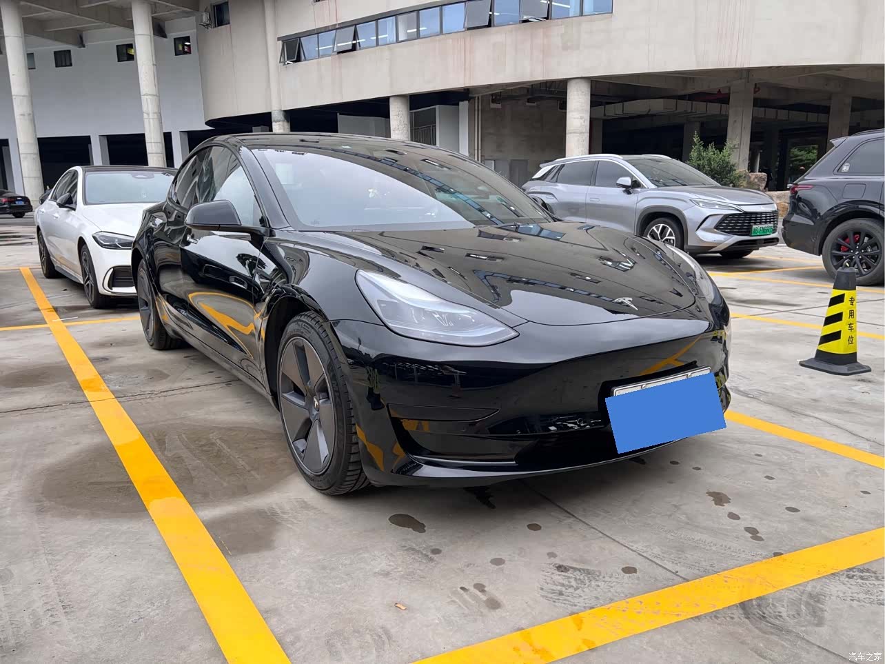 Tesla Model 3, 2023 3
