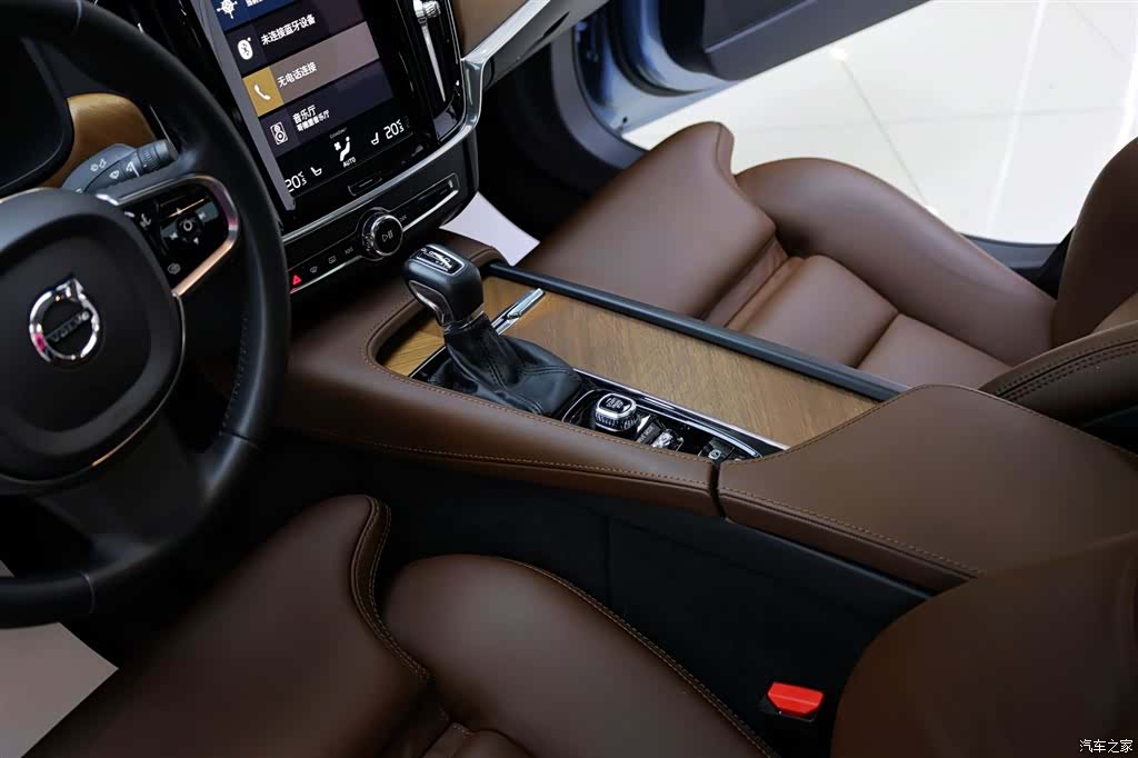 Volvo S90, 2019 21