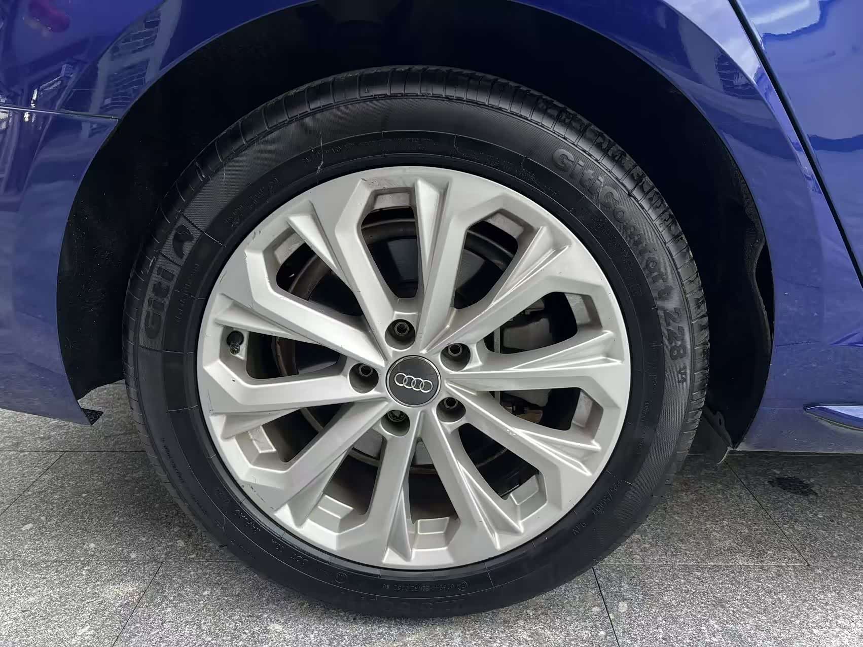 Audi A4L, 2020 17