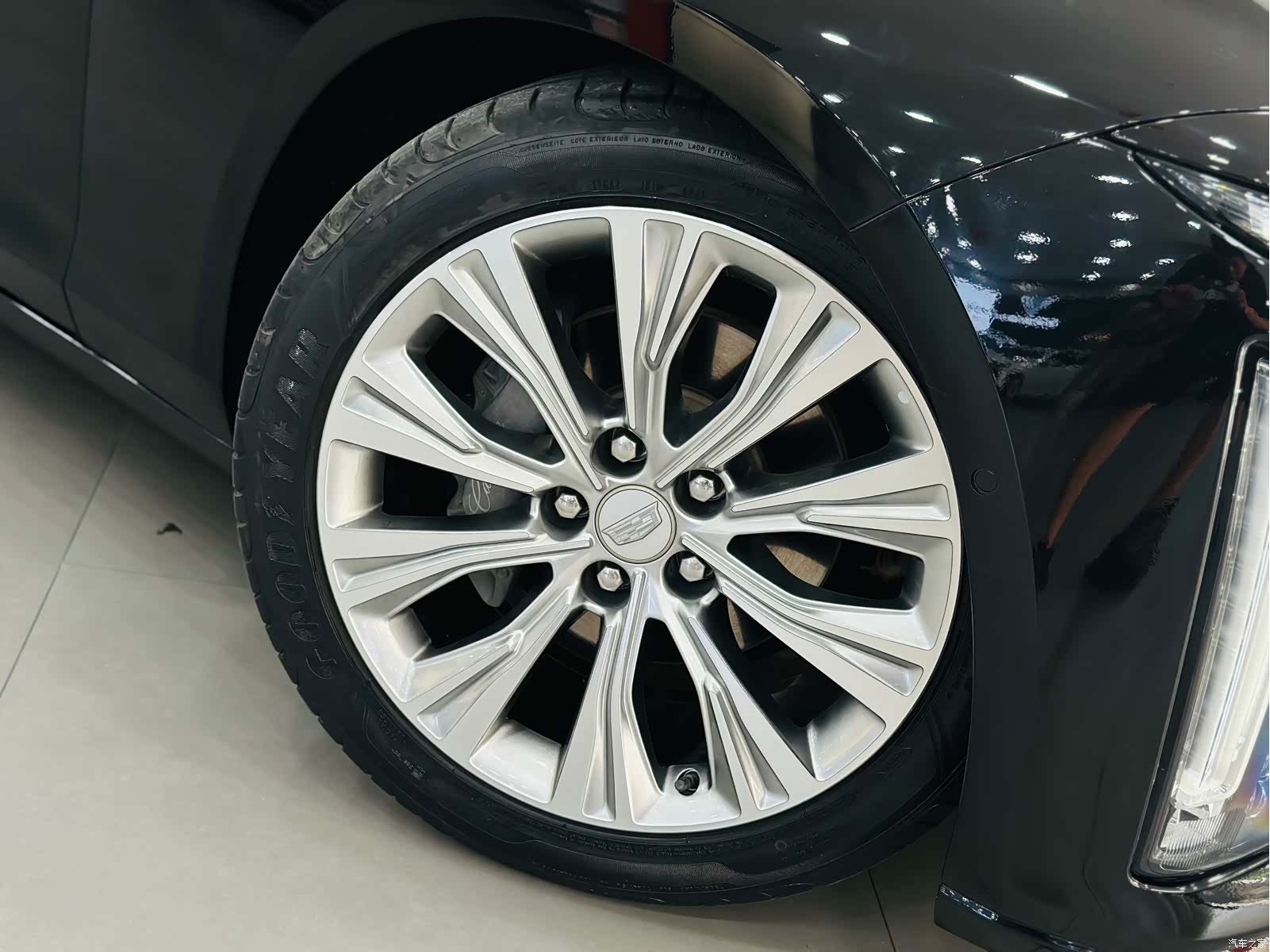 Cadillac CT6, 2023 10