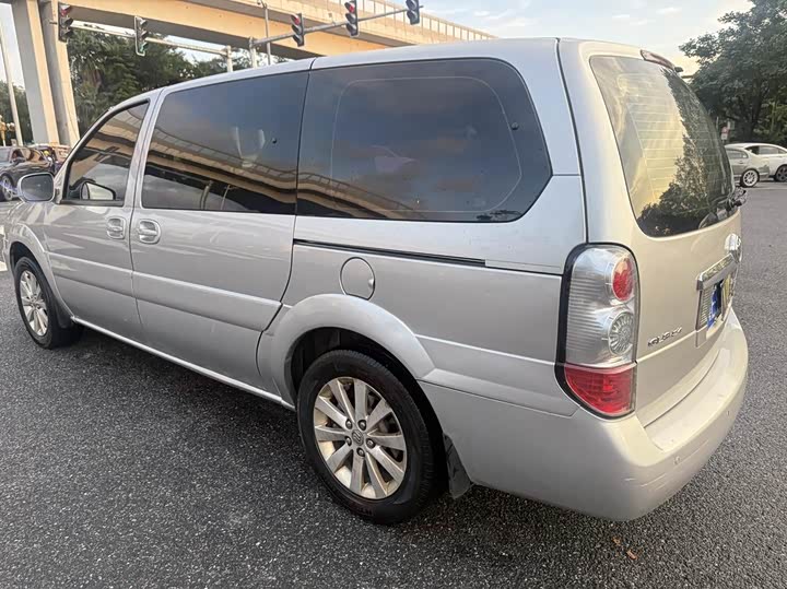 Buick GL8 2014 2.4L jing dian ban