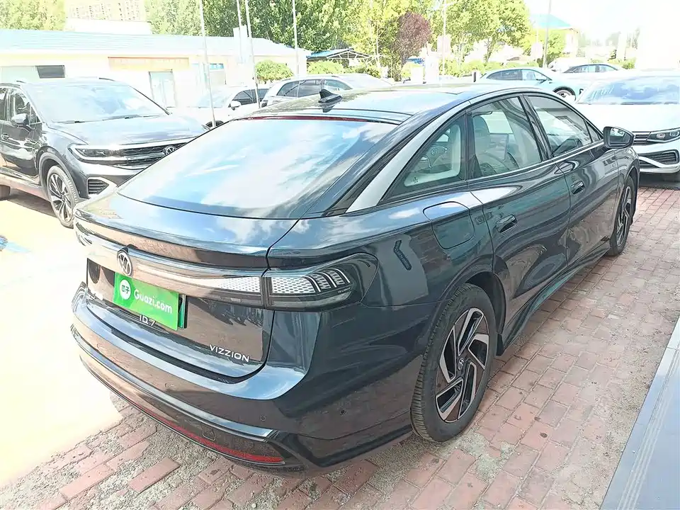 Volkswagen ID.7 VIZZION