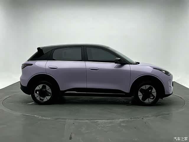 Geely Xingyuan, 2025 3