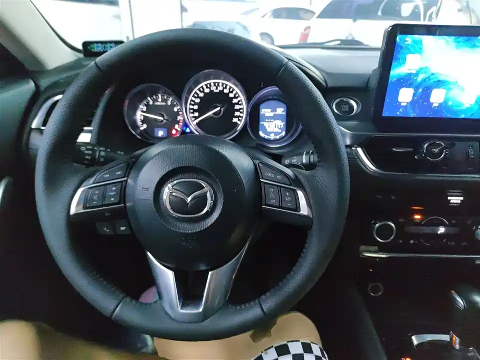 Mazda Atez