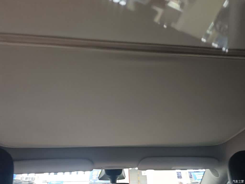 Tesla Model Y, 2022 18