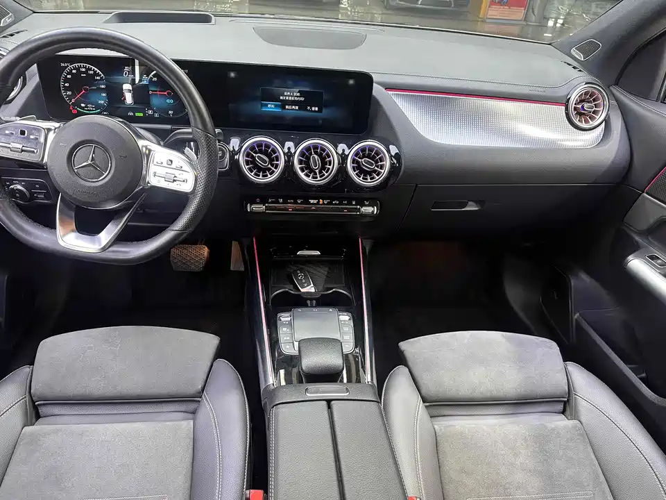 Mercedes-Benz EQA Mercedes-Benz EQA