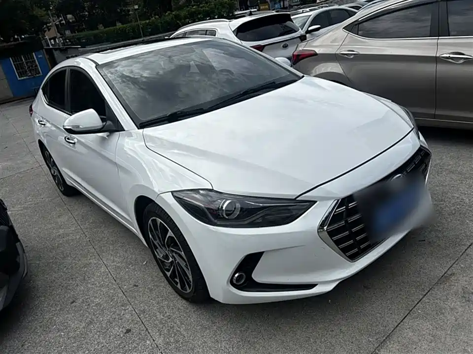 Hyundai Lead