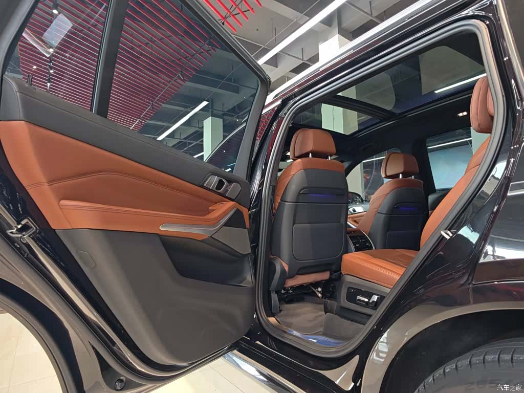 BMW X7, 2023 19