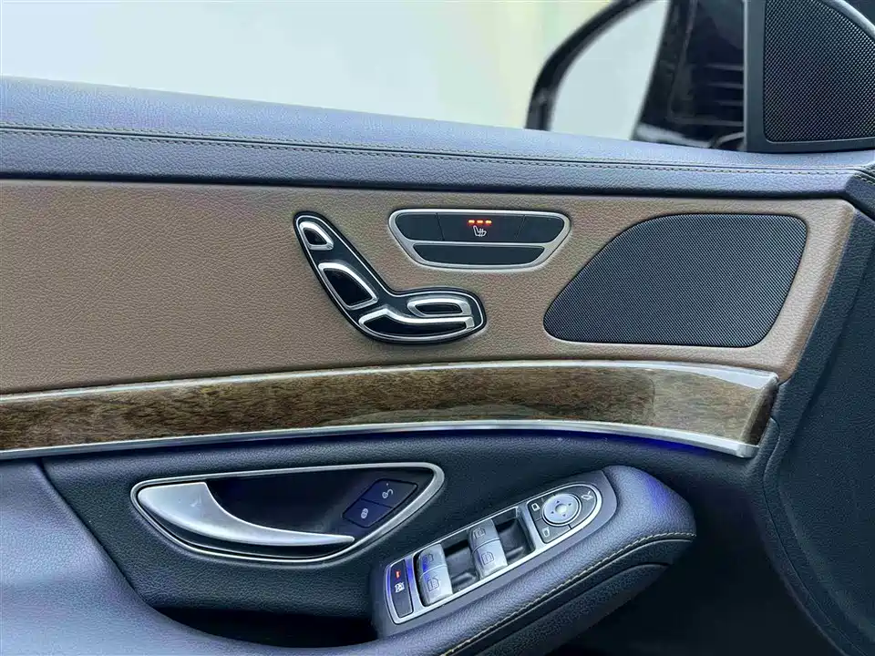 Mercedes-Benz S-class Mercedes-Benz S-class