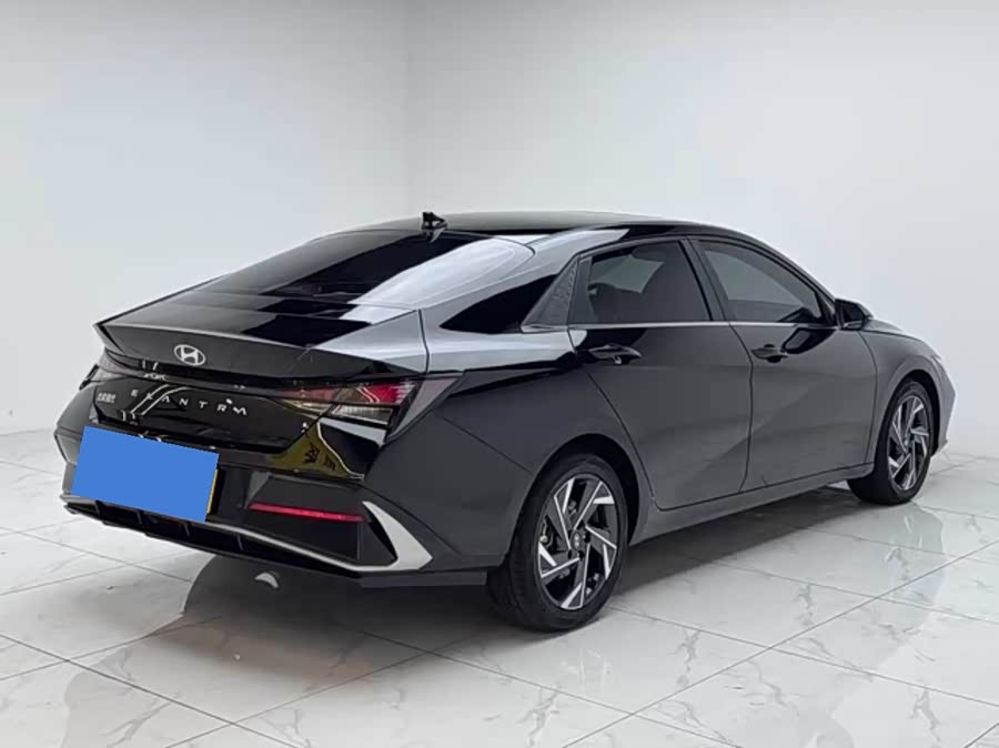 Hyundai Elantra 2024, фото 9