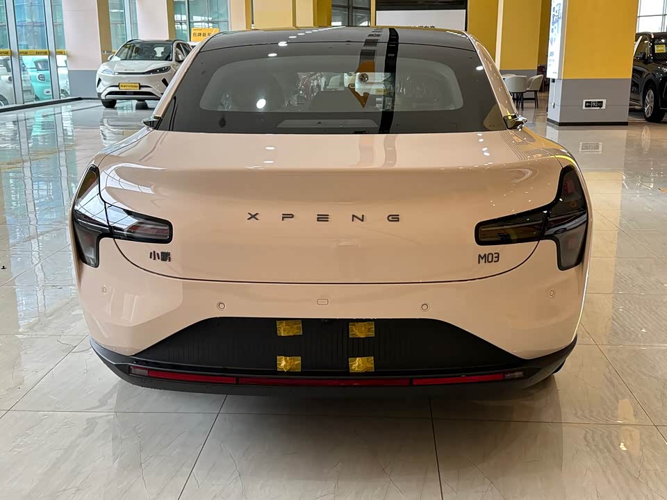 XPENG MONA M03