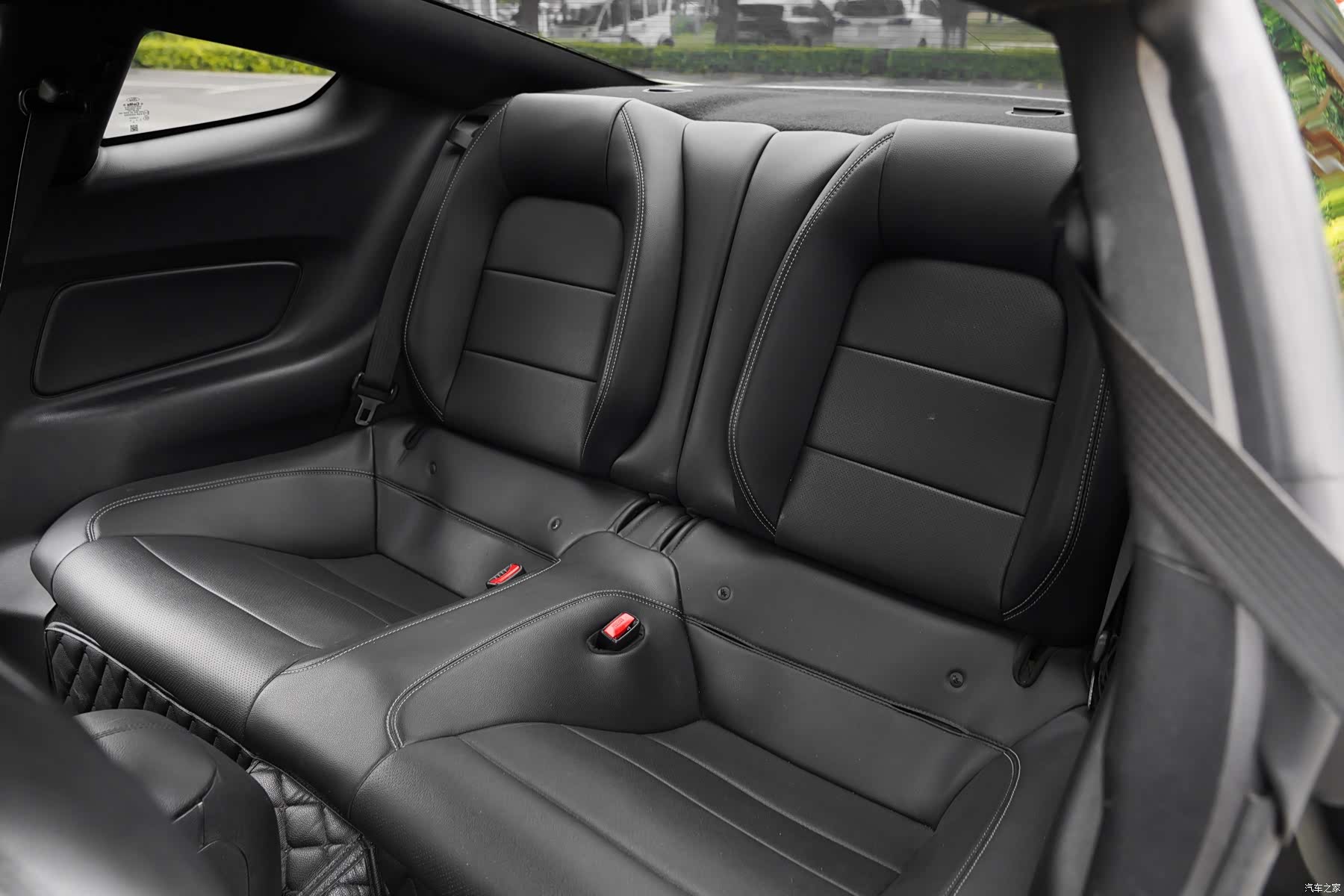 Ford Mustang, 2016 12