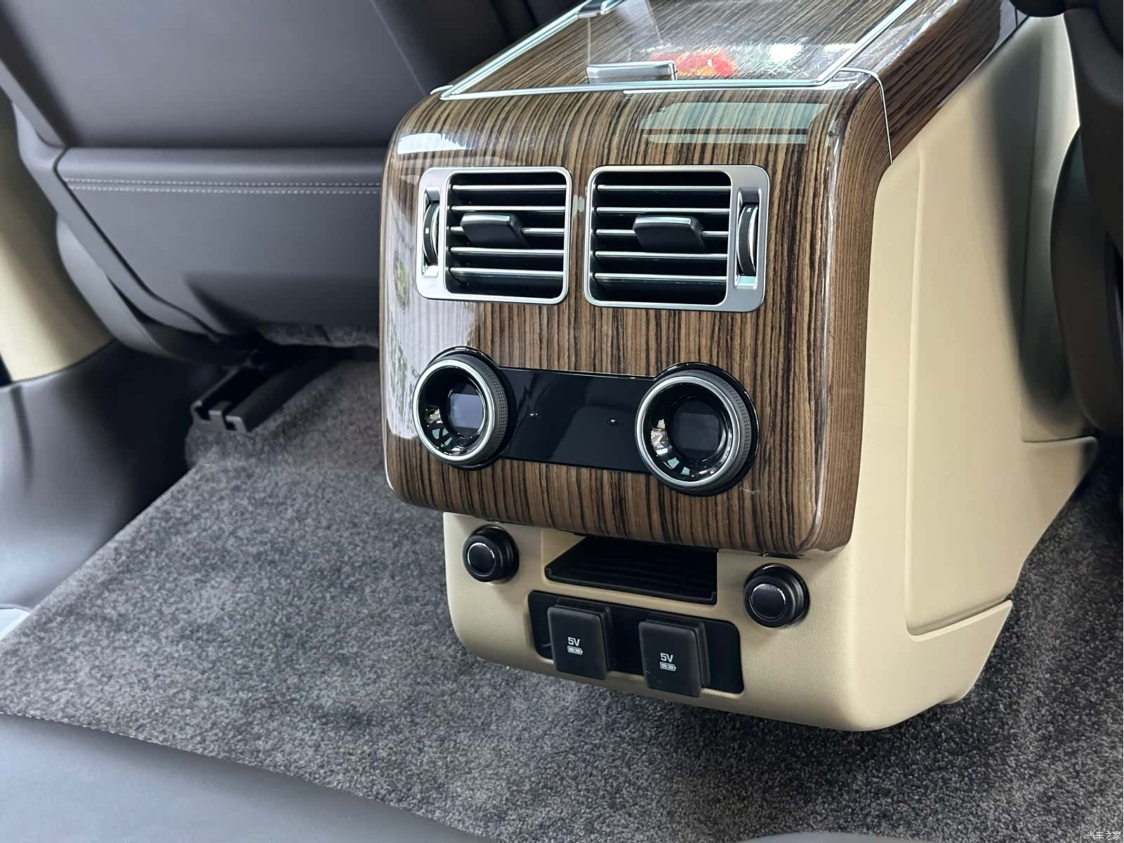 Land Rover Range Rover, 2018 15