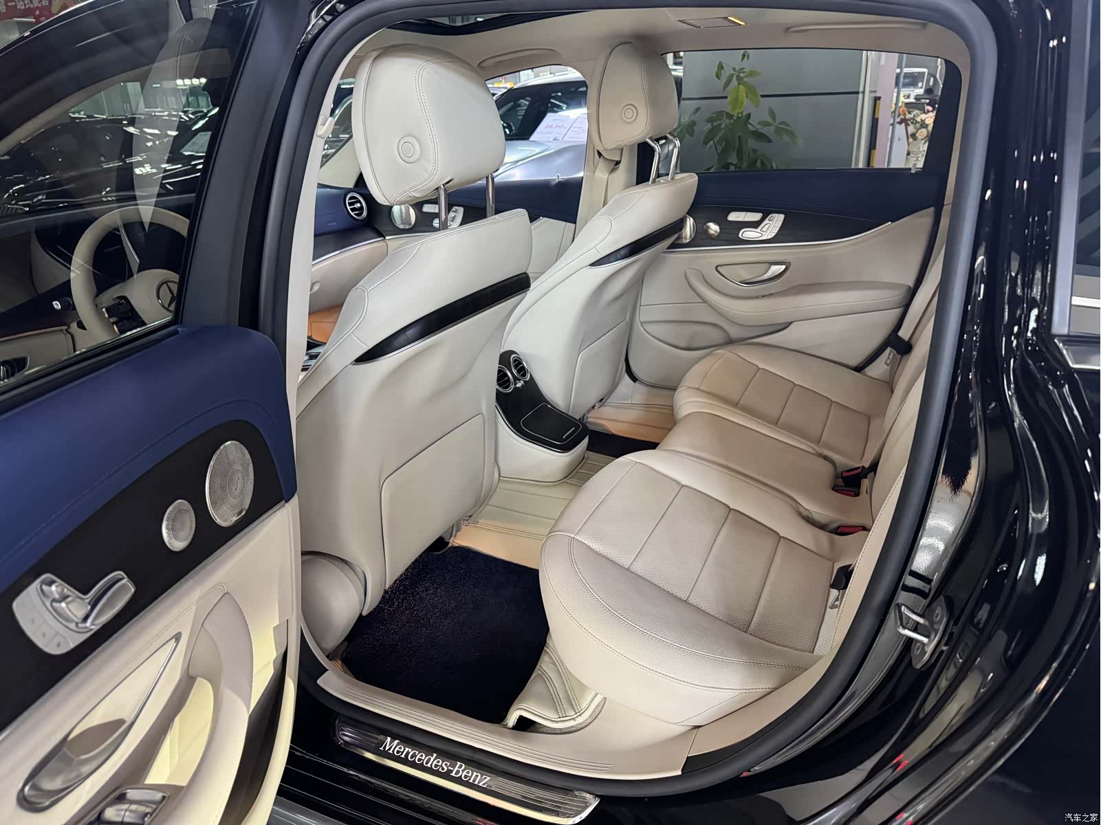 Mercedes-Benz E-Class, 2022 8