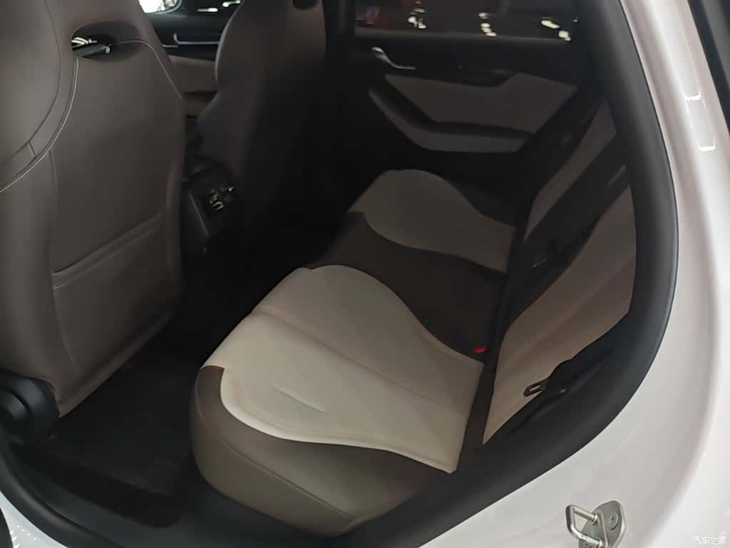 BYD Qin, 2024 17