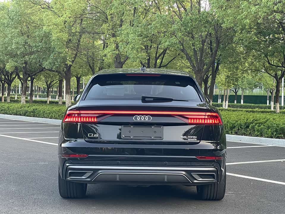 Audi Q8 Audi Q8