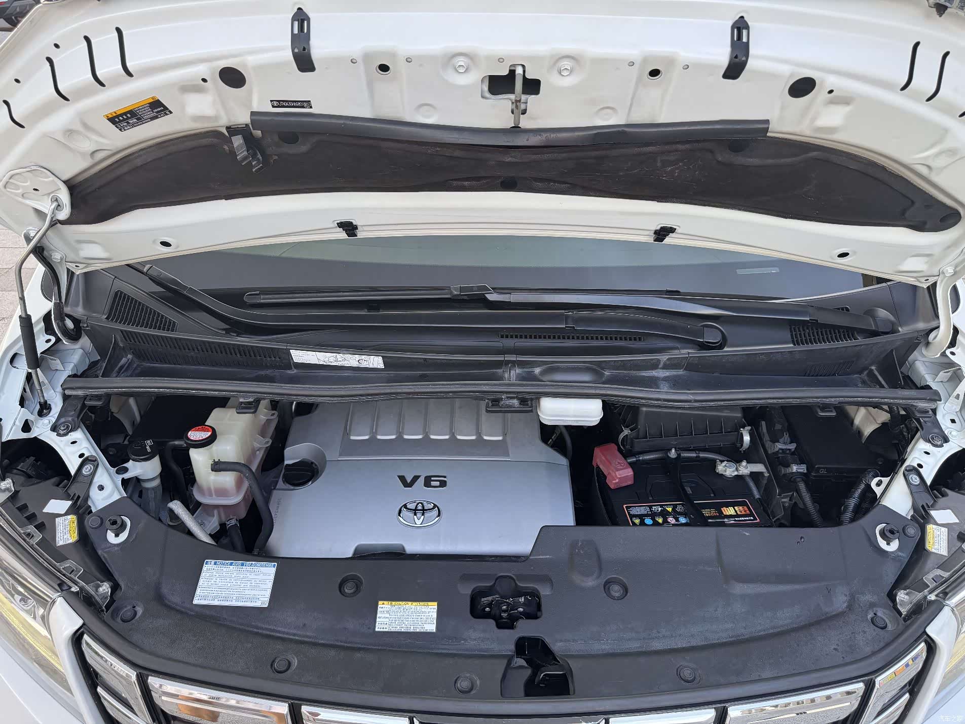 Toyota Alphard, 2017 23