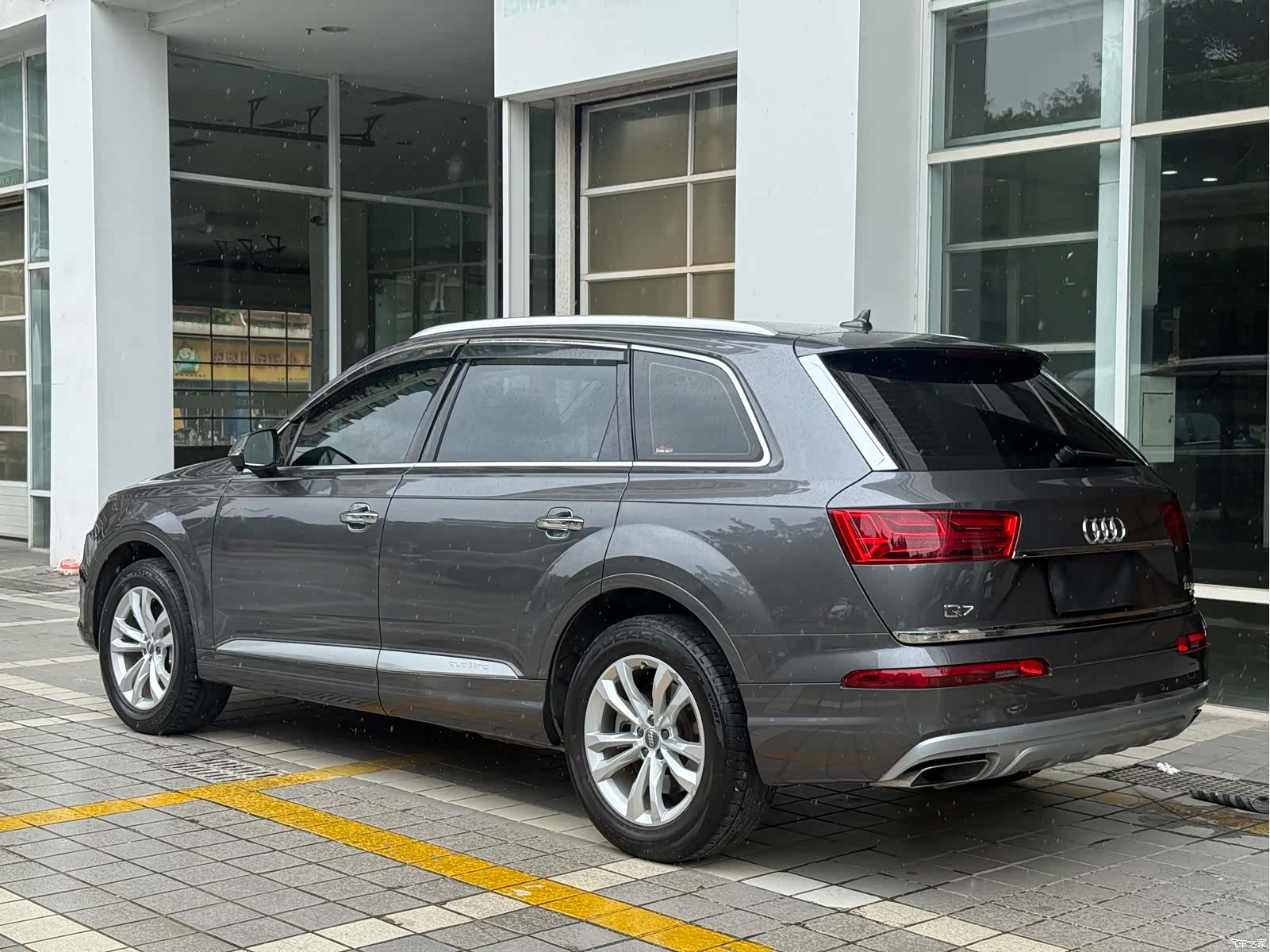Audi Q7, 2019 3