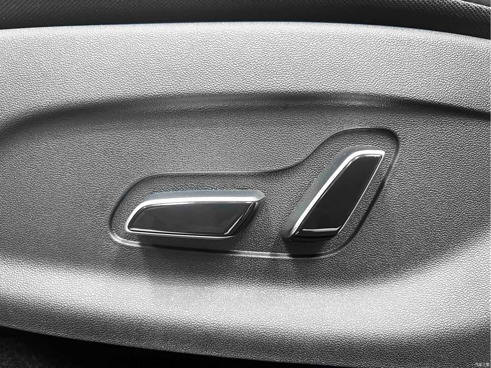 BYD Dolphin, 2026 15