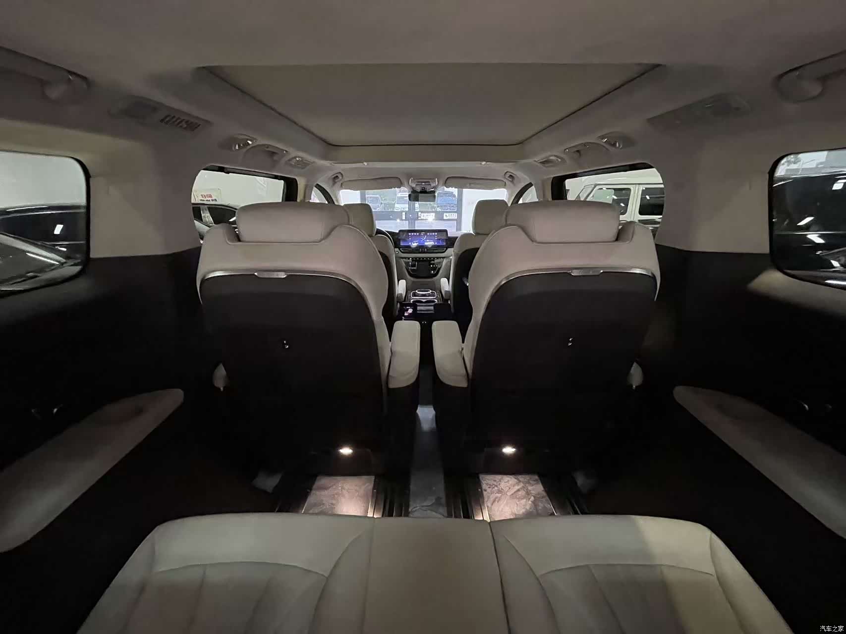 Hongqi HQ9, 2022 23