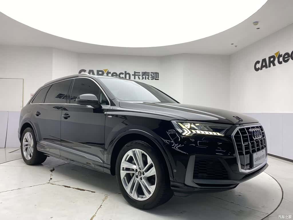 Audi Q7, 2023 2