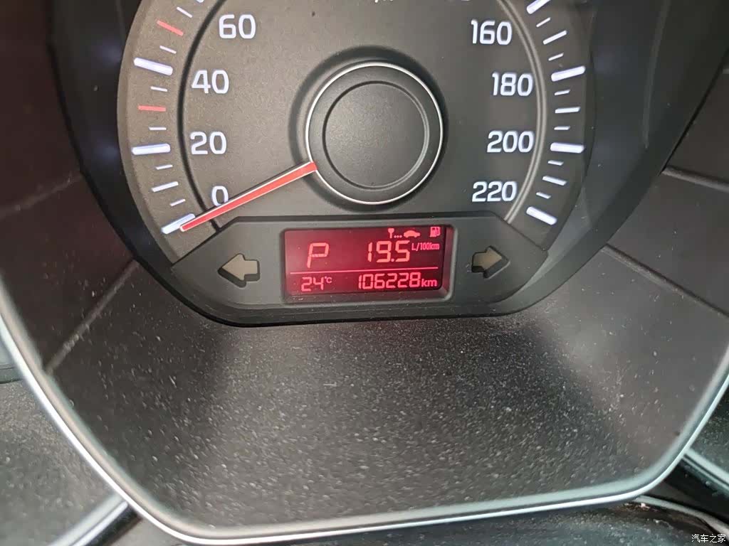 Kia K2, 2015 9