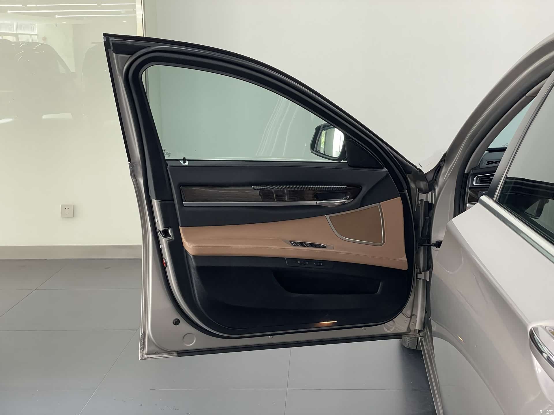 BMW 7 Series, 2014 23