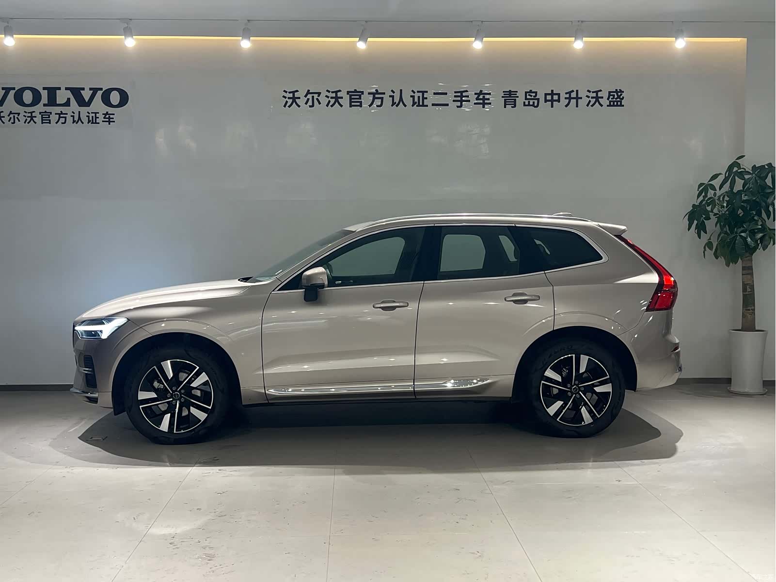 Volvo XC60, 2025 9