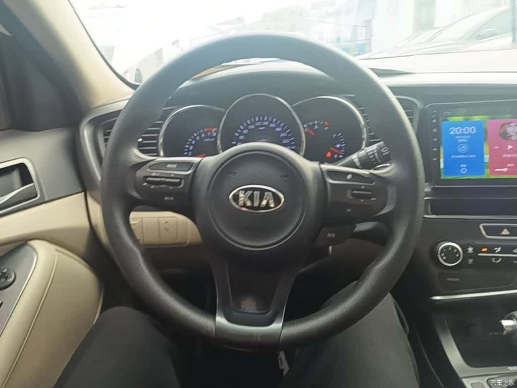 Kia K5, 2016 11