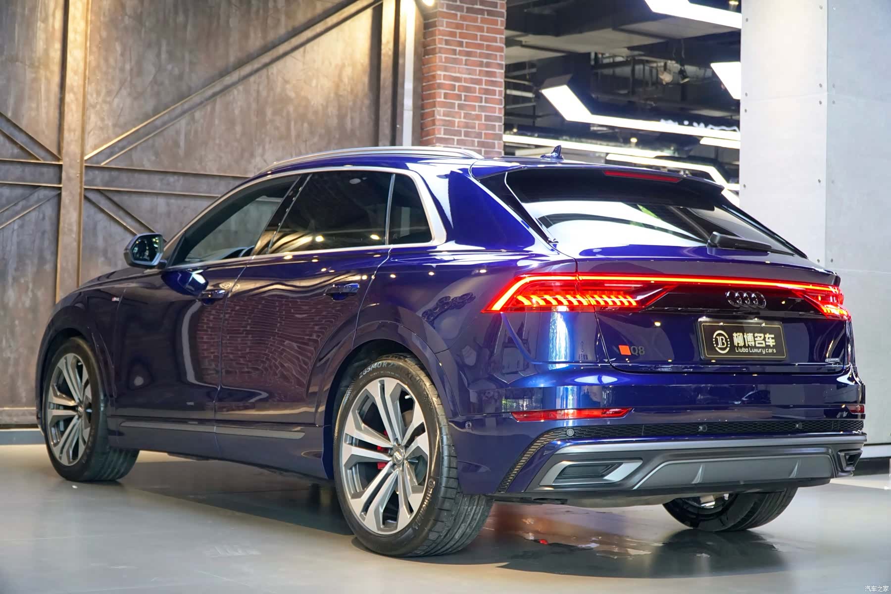 Audi Q8, 2019 4