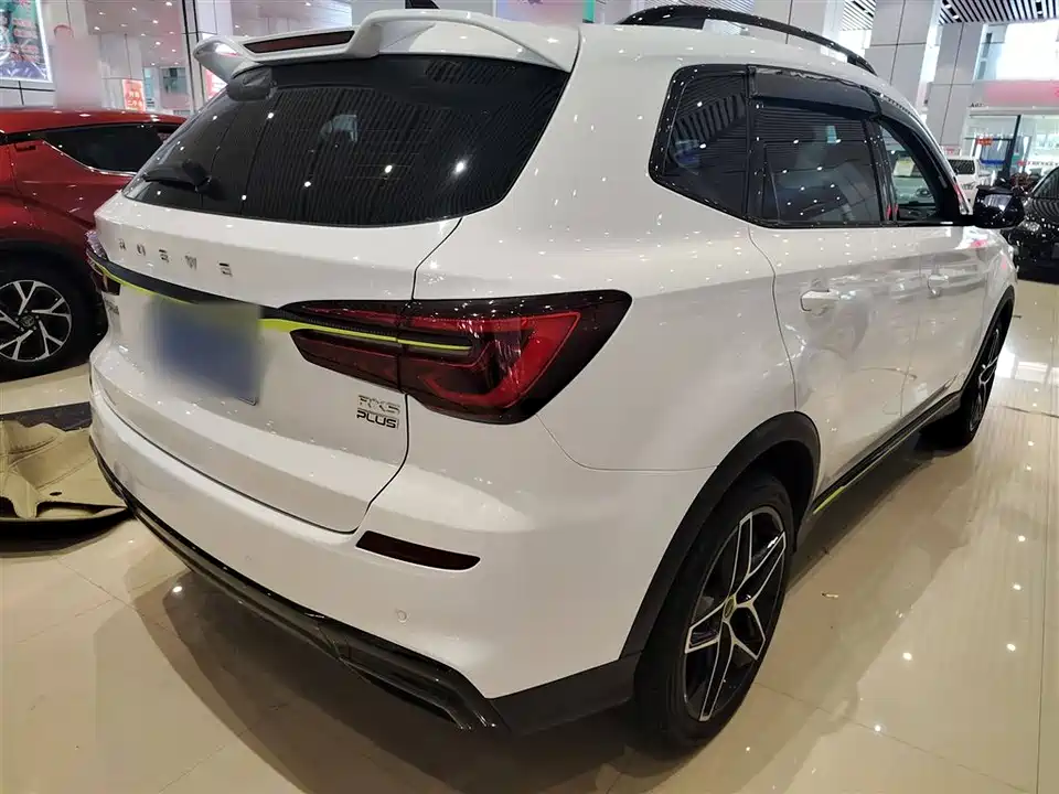 Roewe RX5