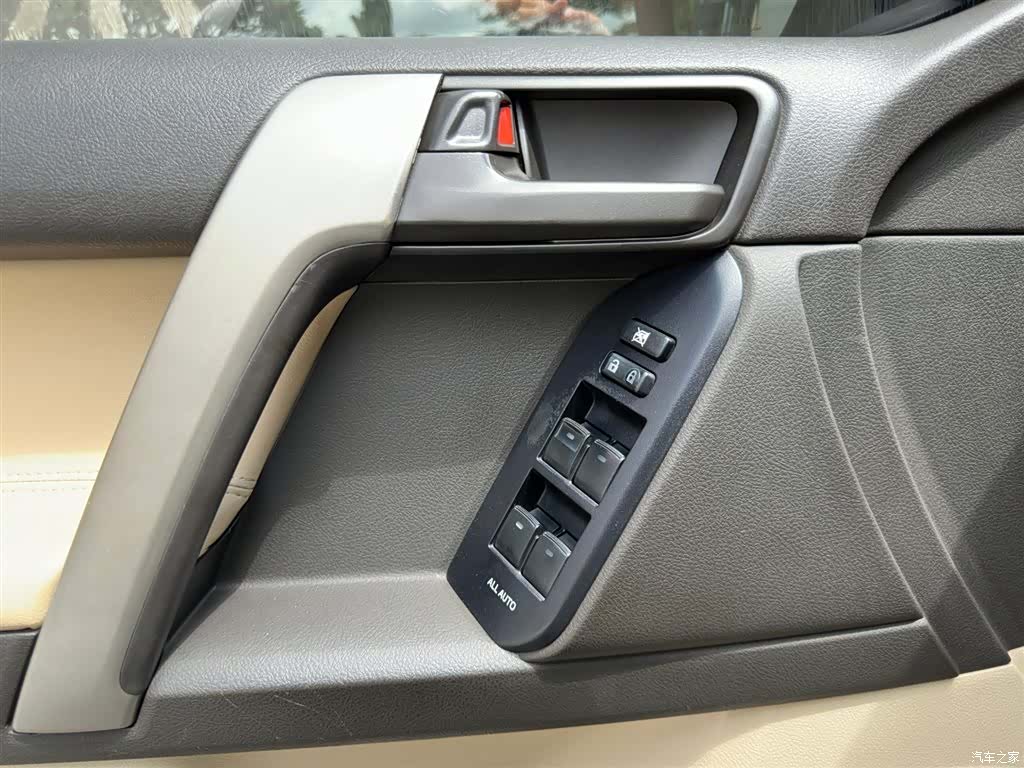 Toyota Prado, 2013 20
