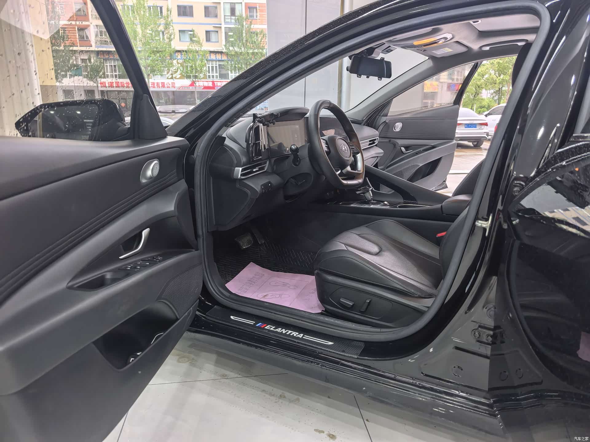 Hyundai Elantra, 2022 10