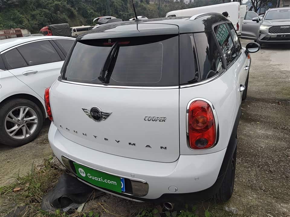 MINI COUNTRYMAN