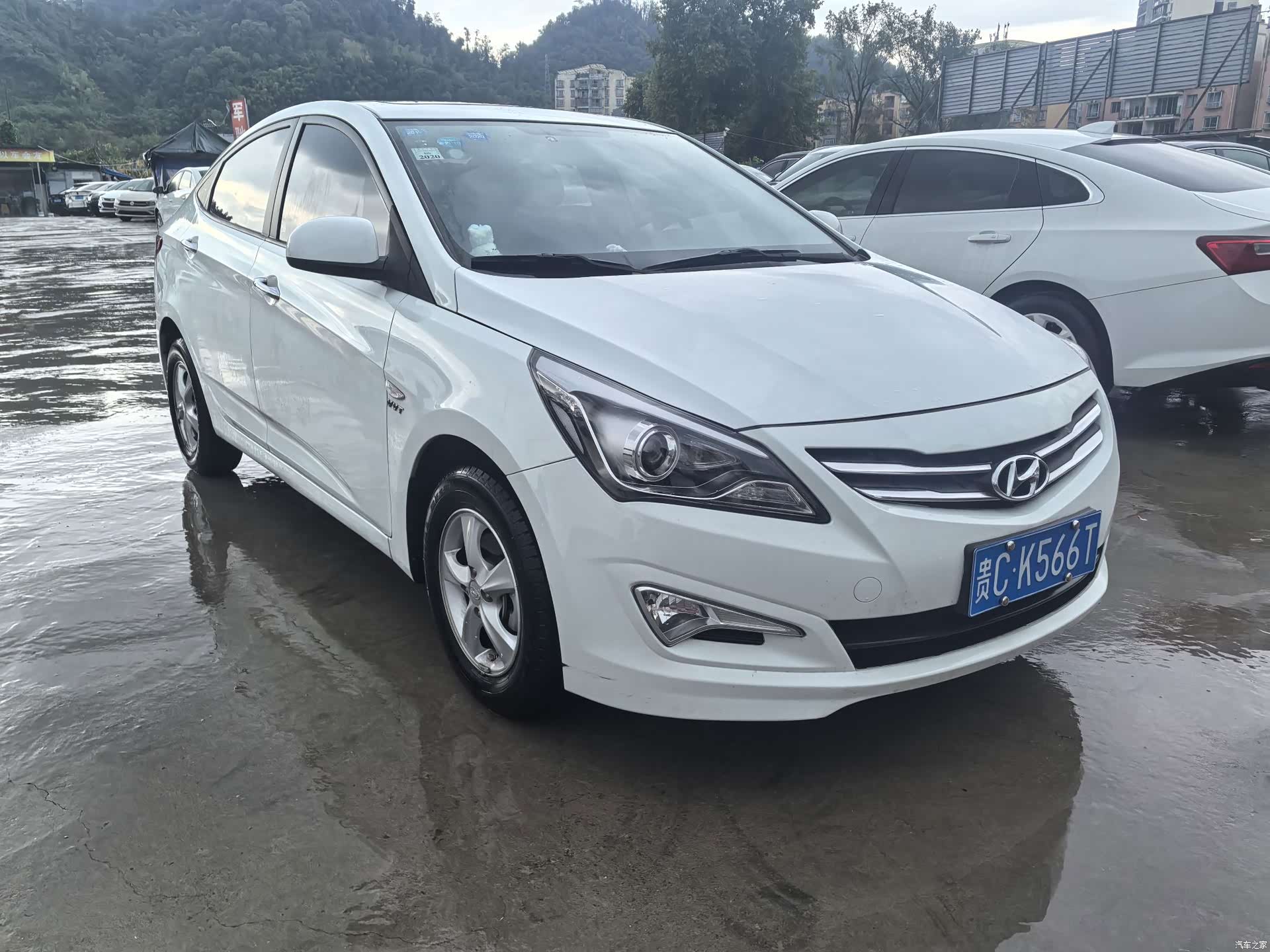 Hyundai GLX, 2016 3