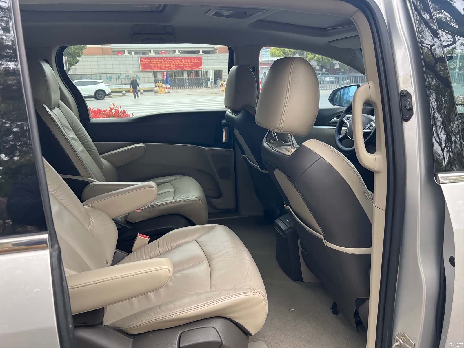 Buick GL8, 2014 16