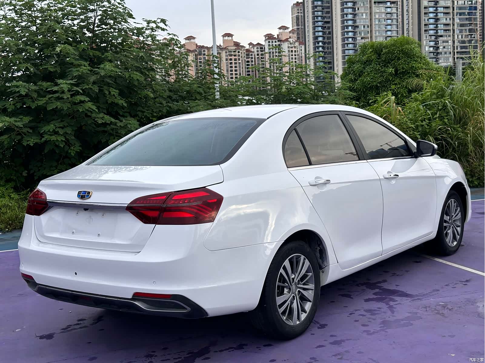 Geely Emgrand, 2018 все фото