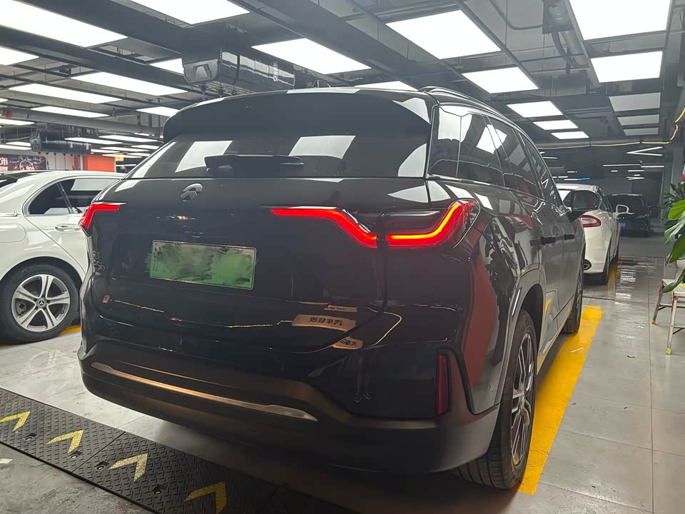 NIO EC6
