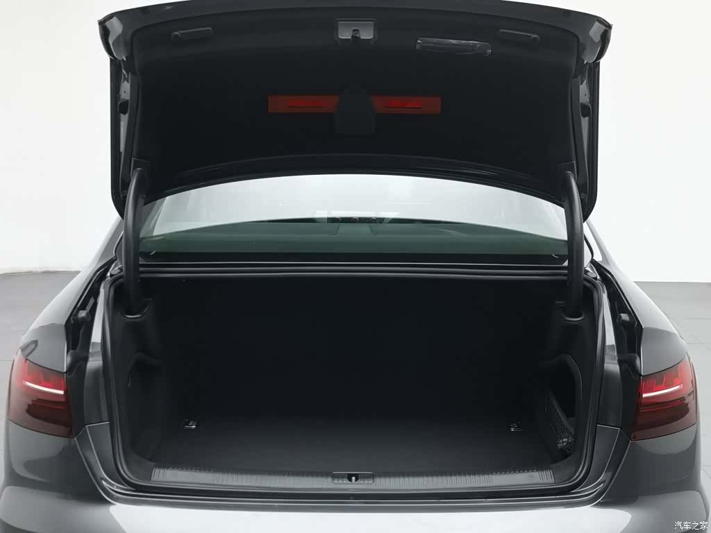 Audi A4L, 2023 16