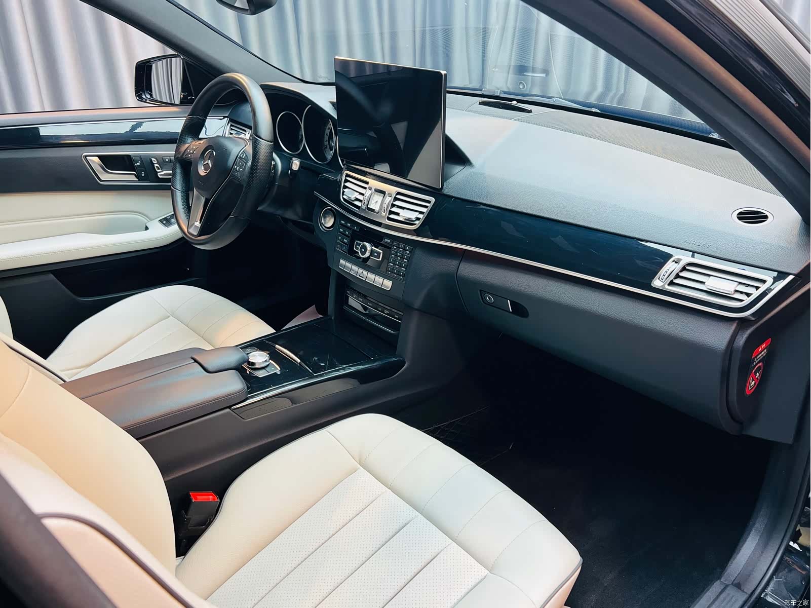 Mercedes-Benz E-Class, 2014 10
