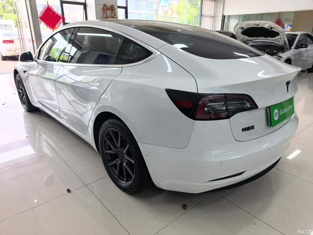 Tesla Model 3, 2020 все фото