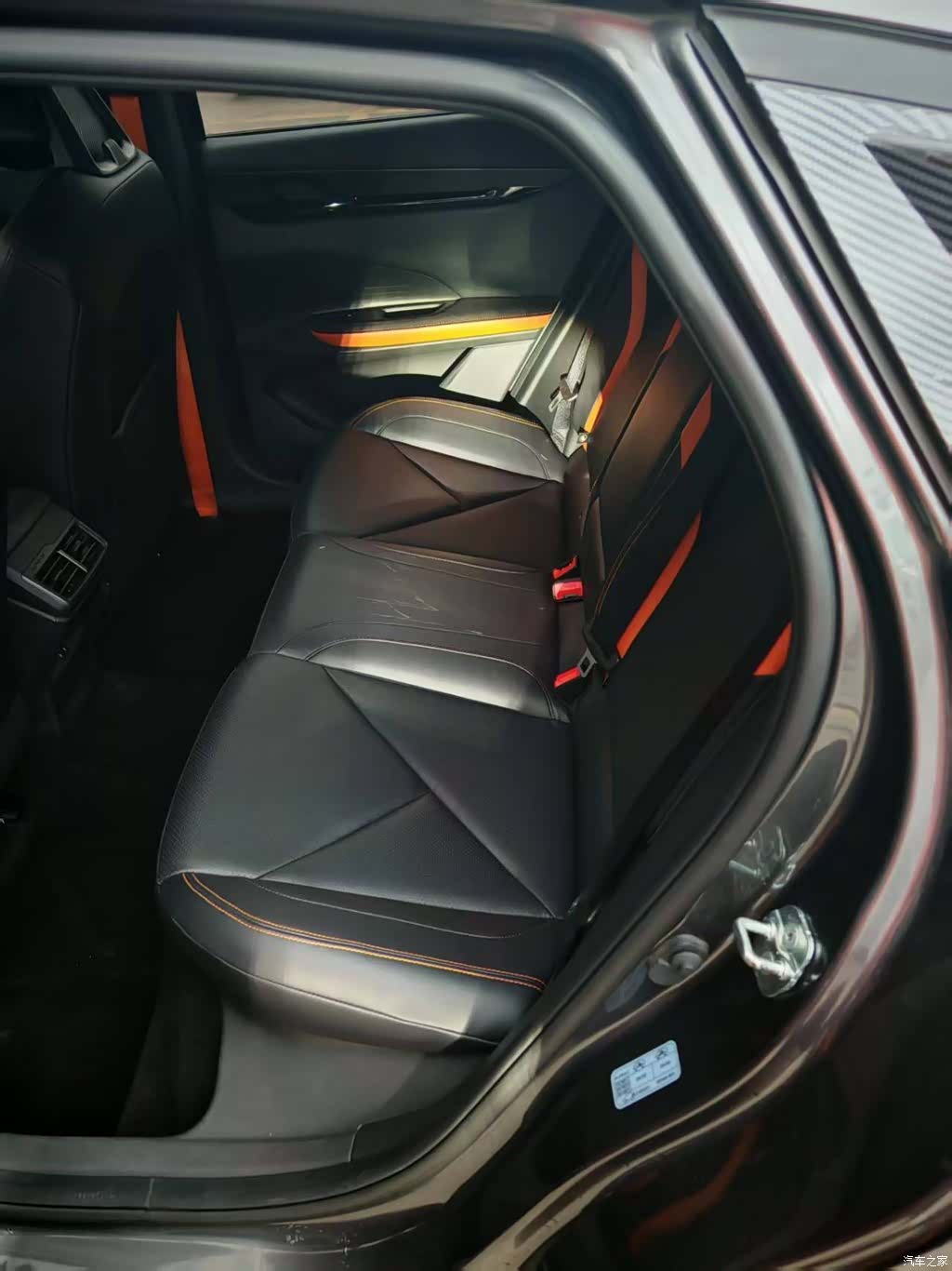 Changan UNI-V, 2022 15
