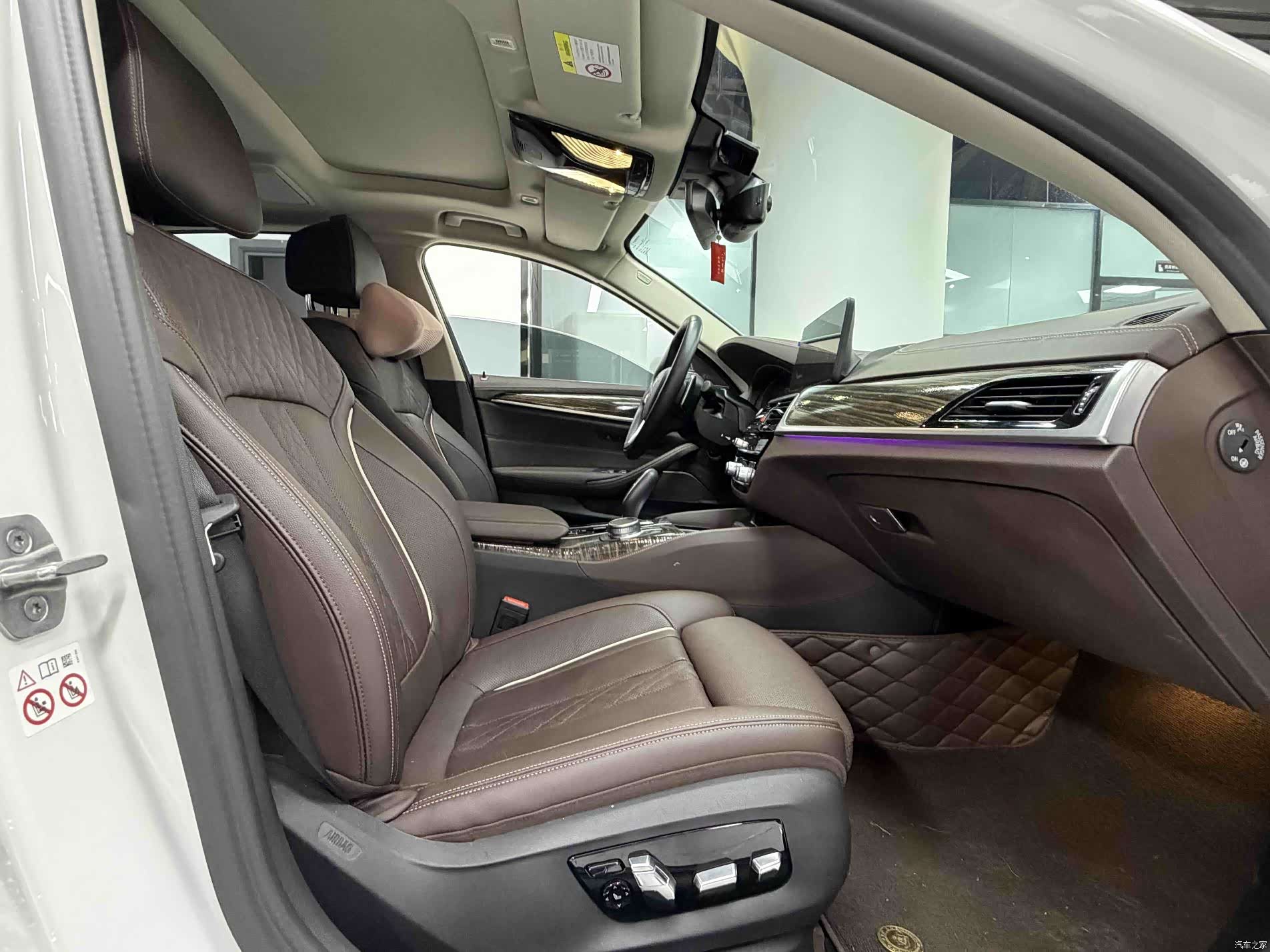 BMW 5 Series, 2022 6