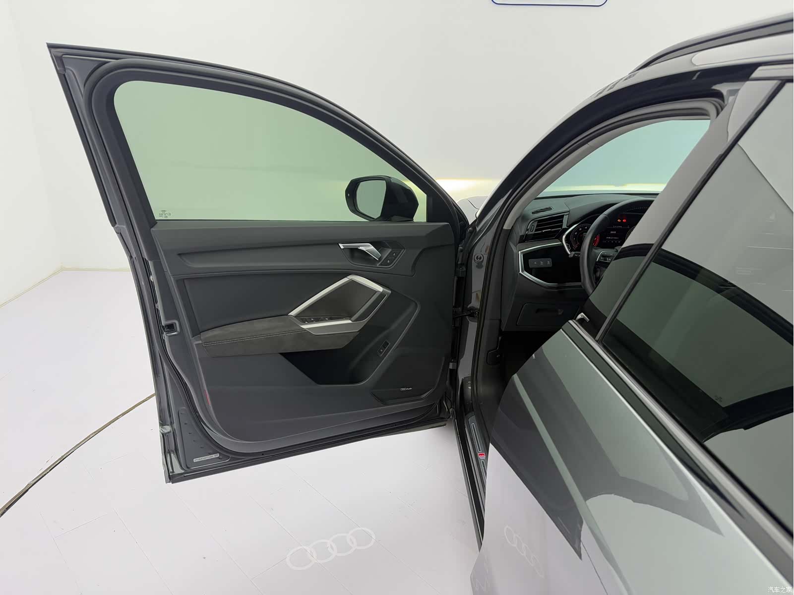 Audi Q3, 2022 21