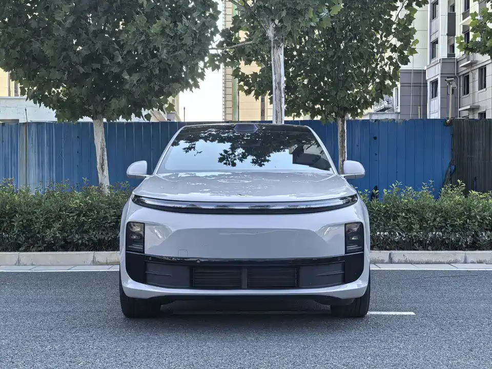 Li Auto Ideal L6