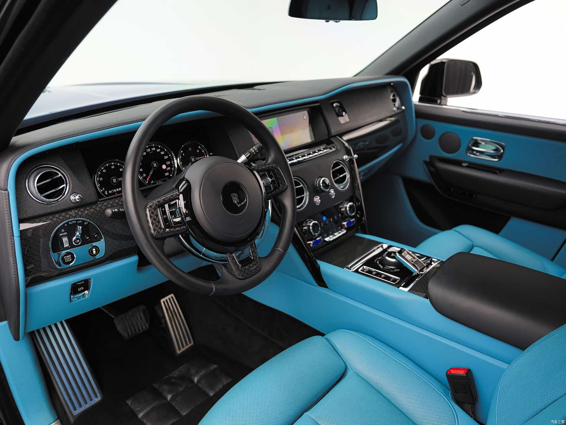 Rolls-Royce Cullinan, 2021 13